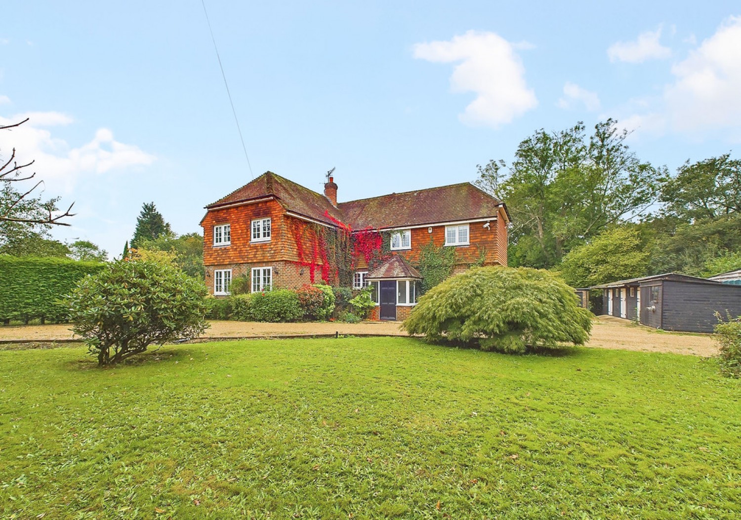 4 bedroom House for Sale Faygate Lane, Horsham