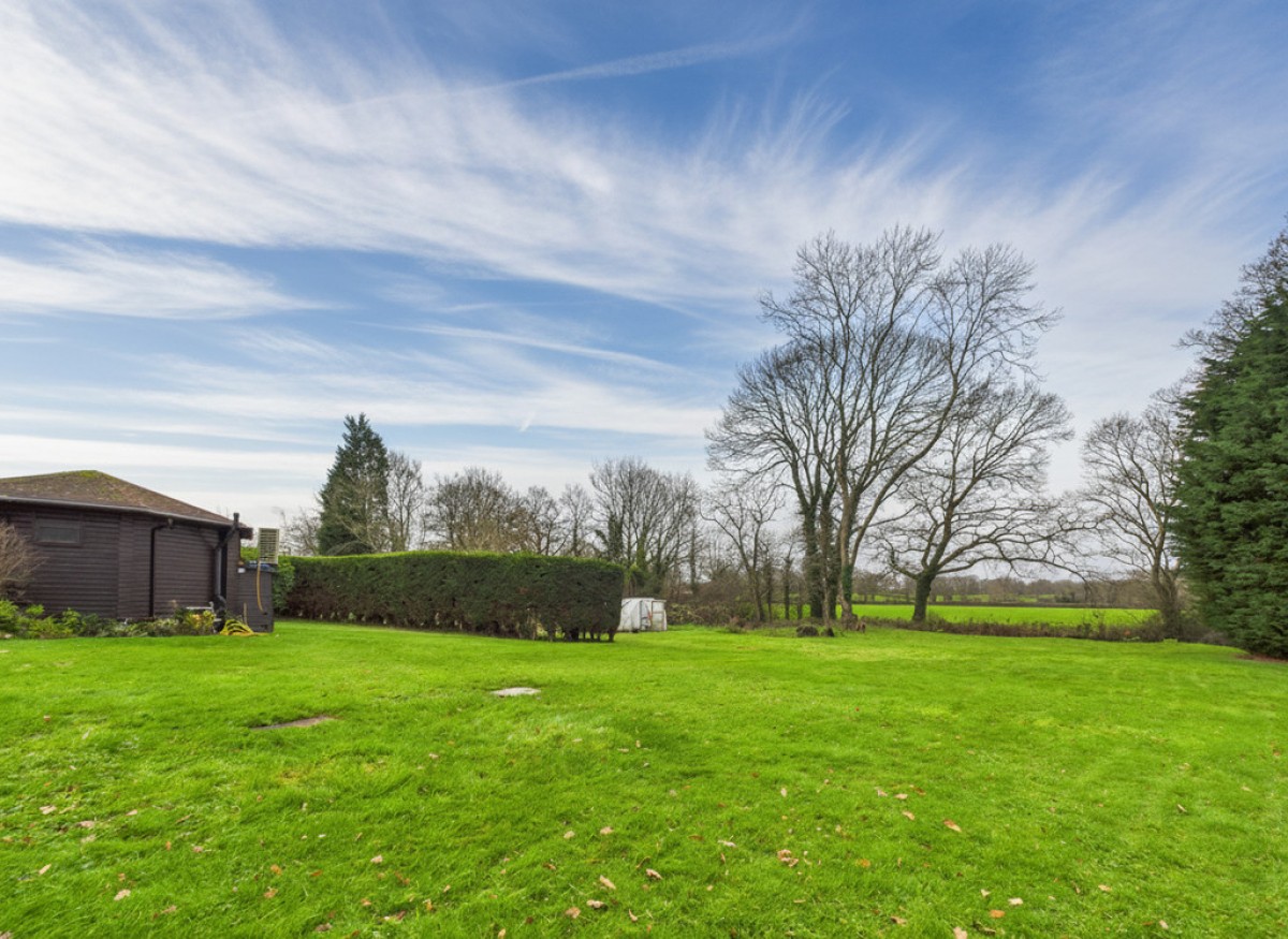 Faygate Lane, Horsham