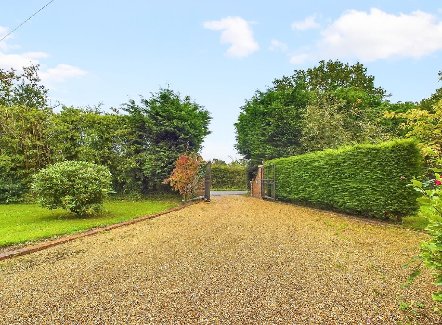 4 bedroom House for Sale Faygate Lane, Horsham