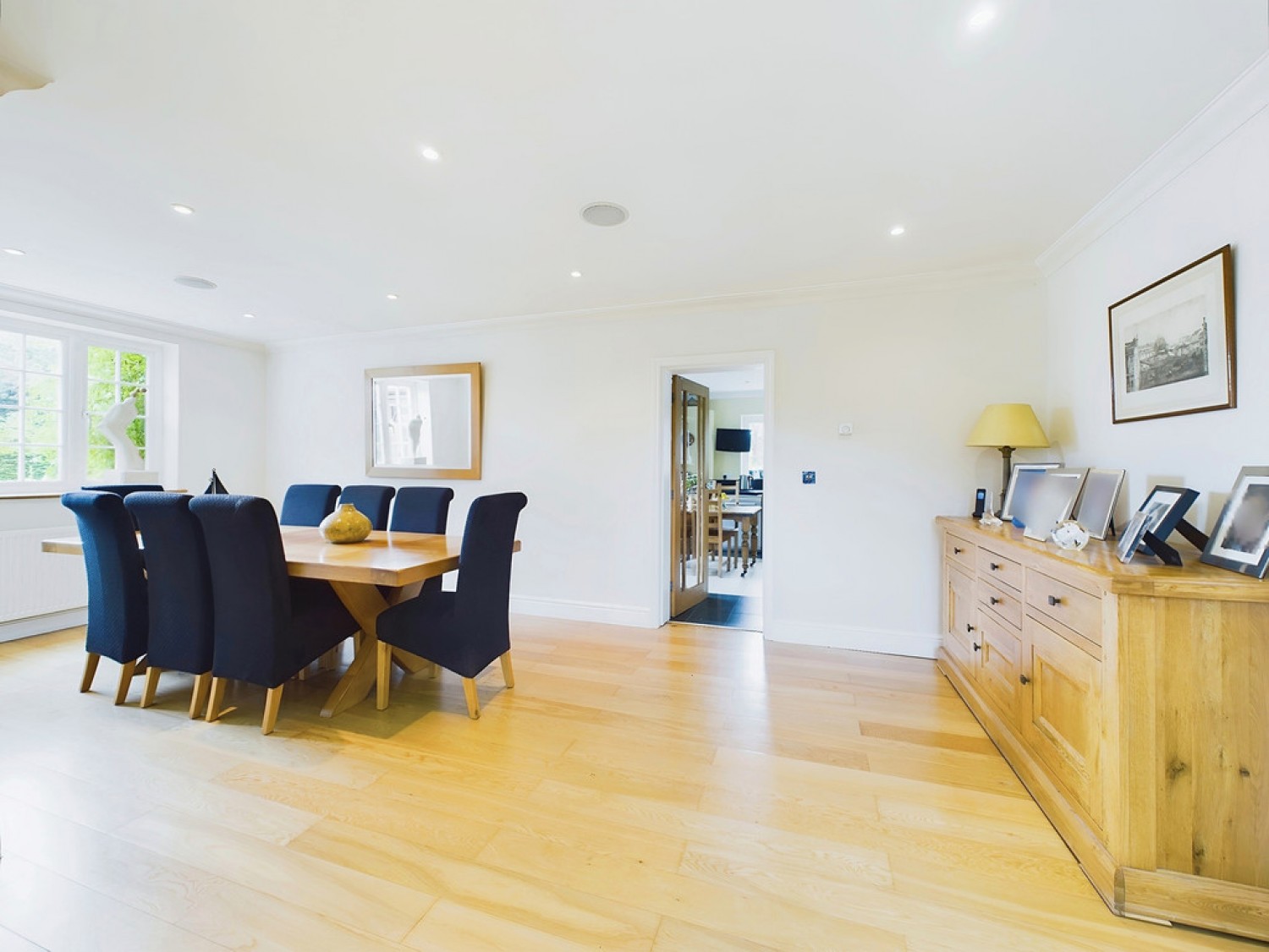 4 bedroom House for Sale Faygate Lane, Horsham