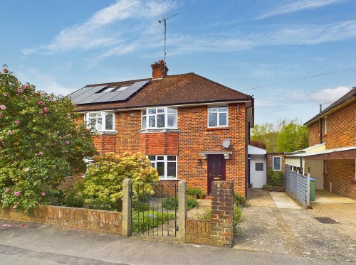 Redford Avenue, Horsham