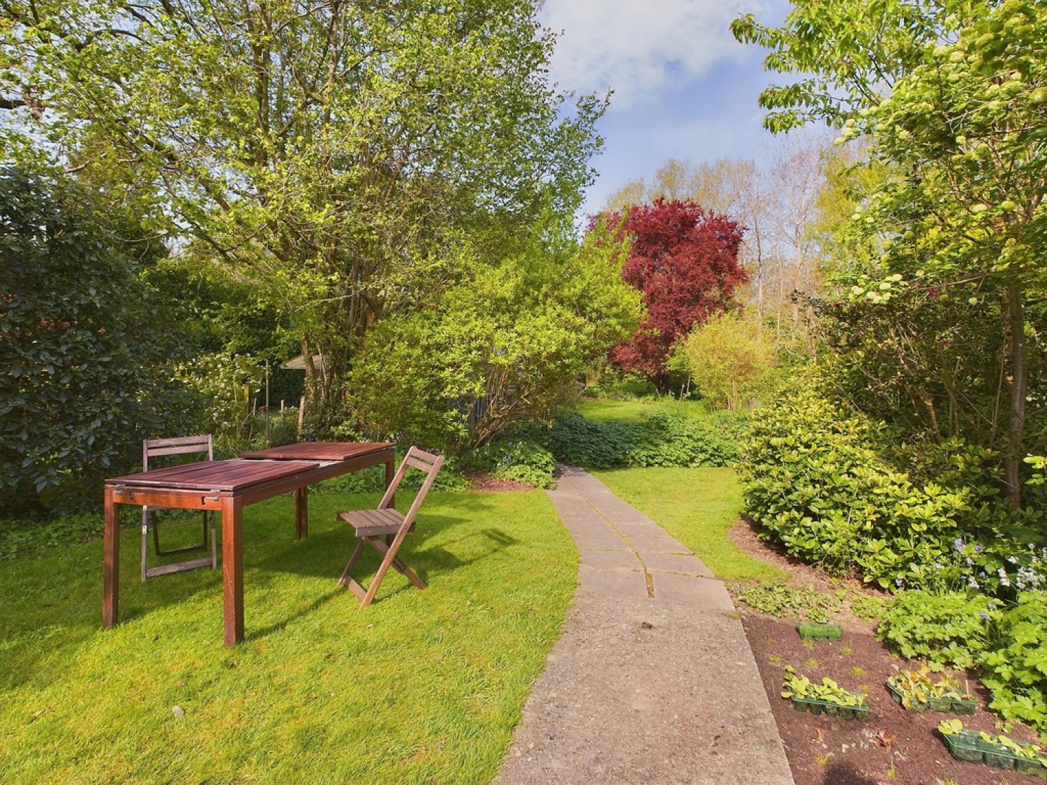 Redford Avenue, Horsham