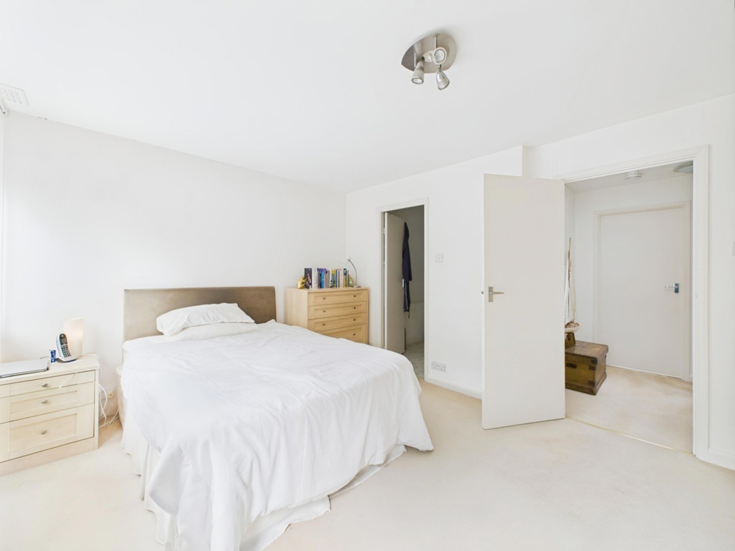 Parkfield, Horsham