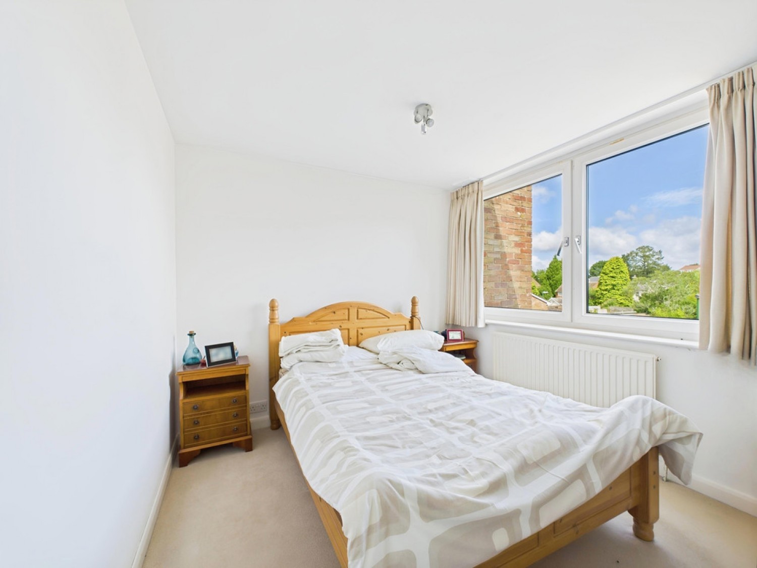 Parkfield, Horsham
