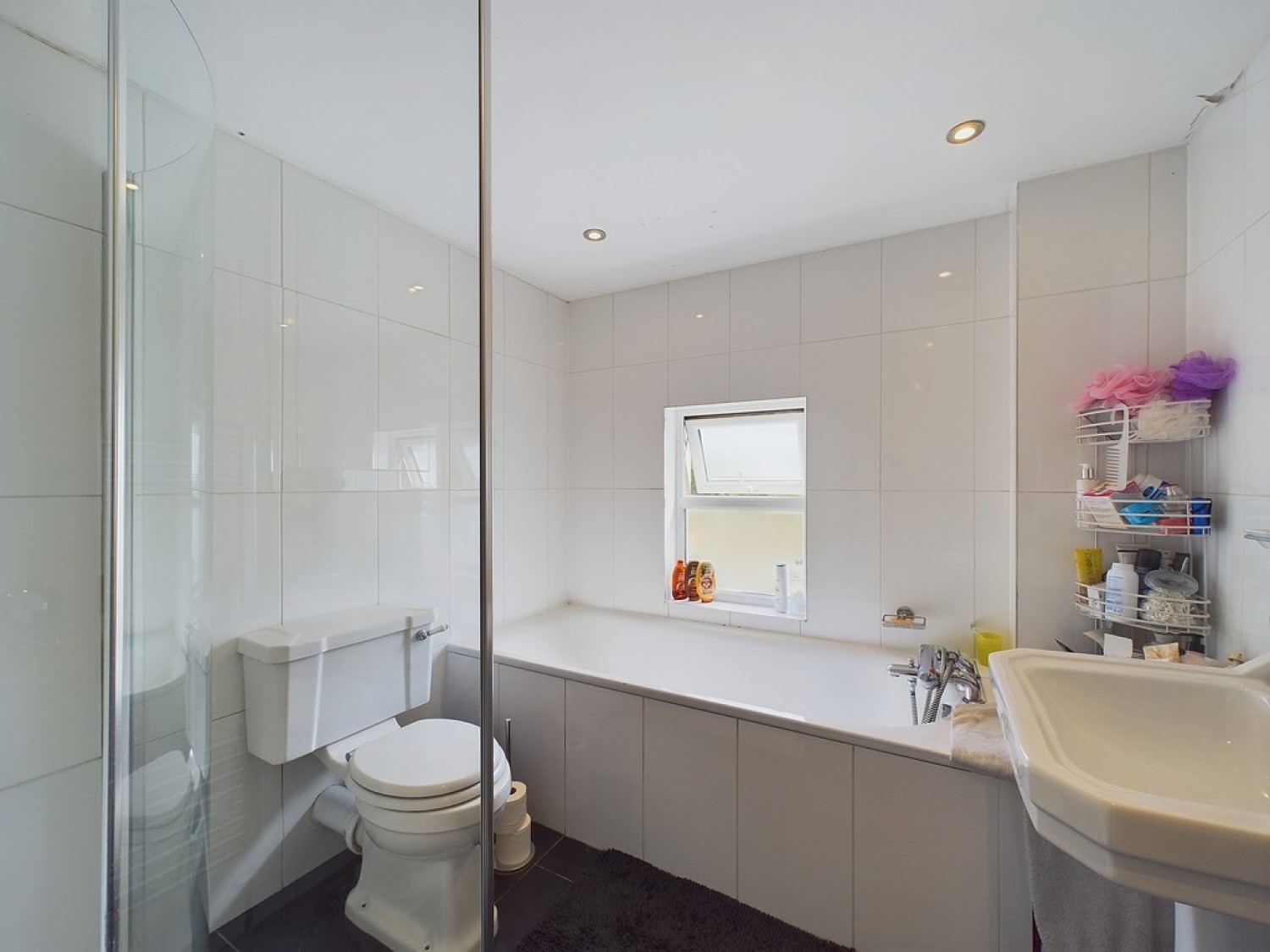 3 bedroom House for Sale Carylls Cottages, Faygate