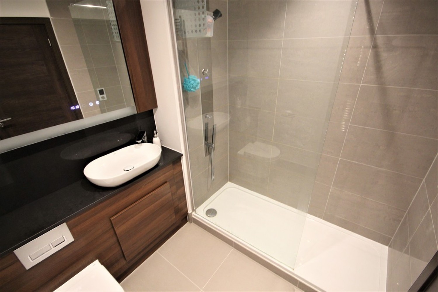 2 bedroom Flat for Letting Elizabeth Place, Queens Road