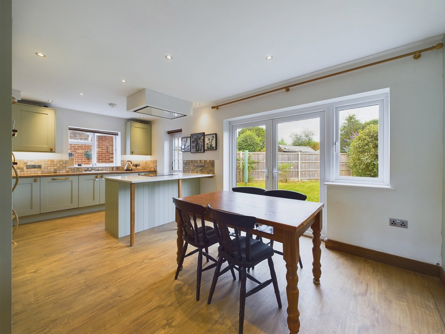 Churchill Avenue, Horsham