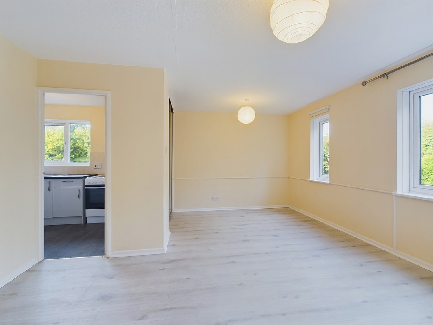 1 bedroom Flat in St Leonards Park, East Grinstead
