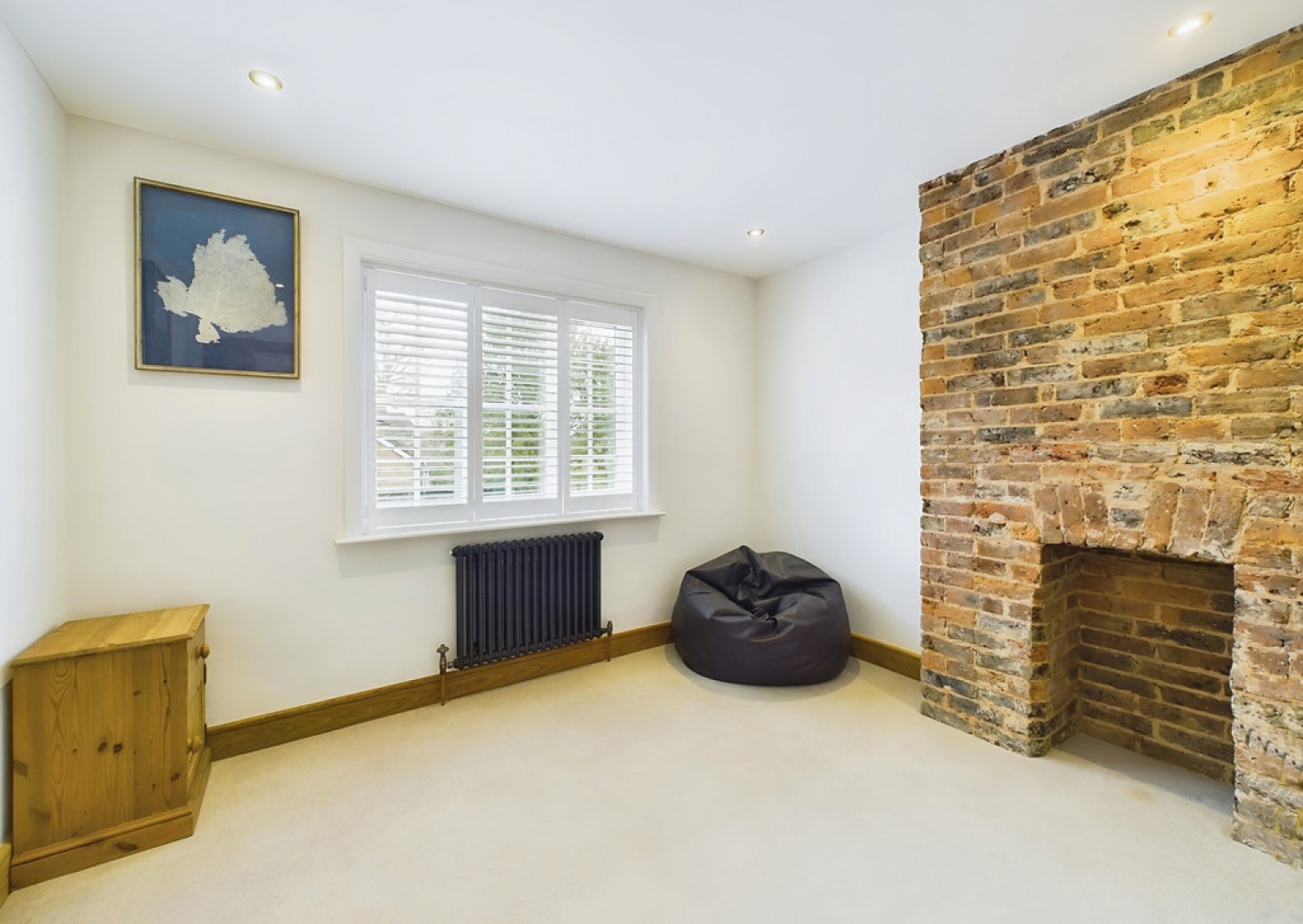 Warnham Road , Horsham