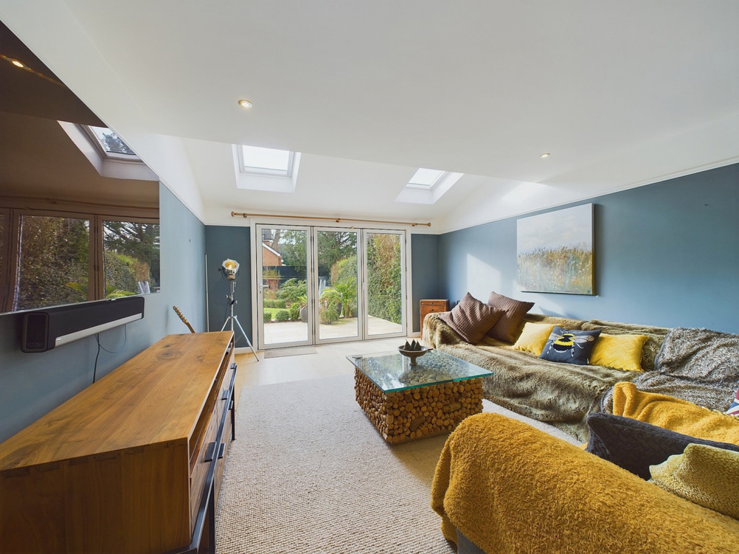 Warnham Road , Horsham