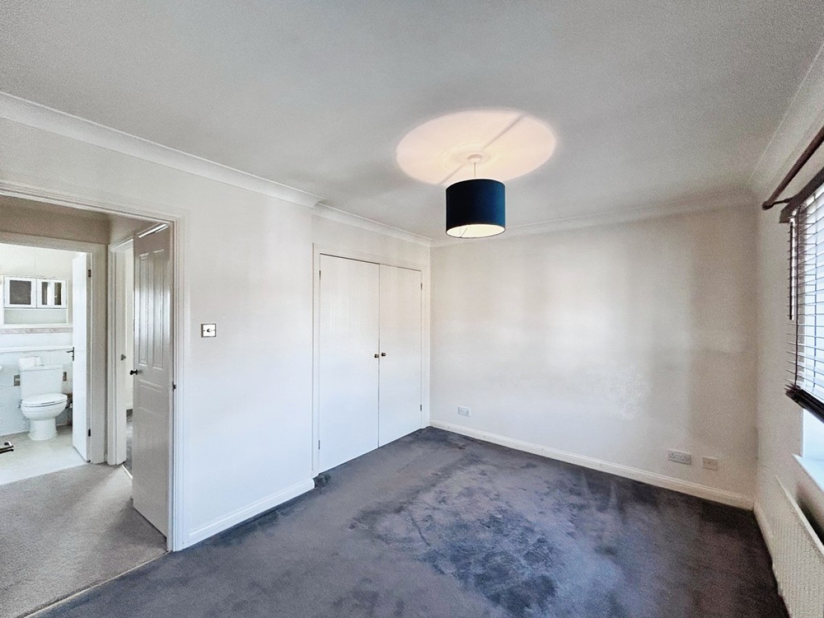 Maidenbower, Crawley