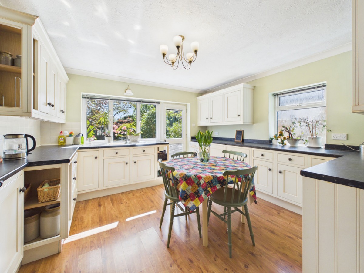 Purton Road, Horsham