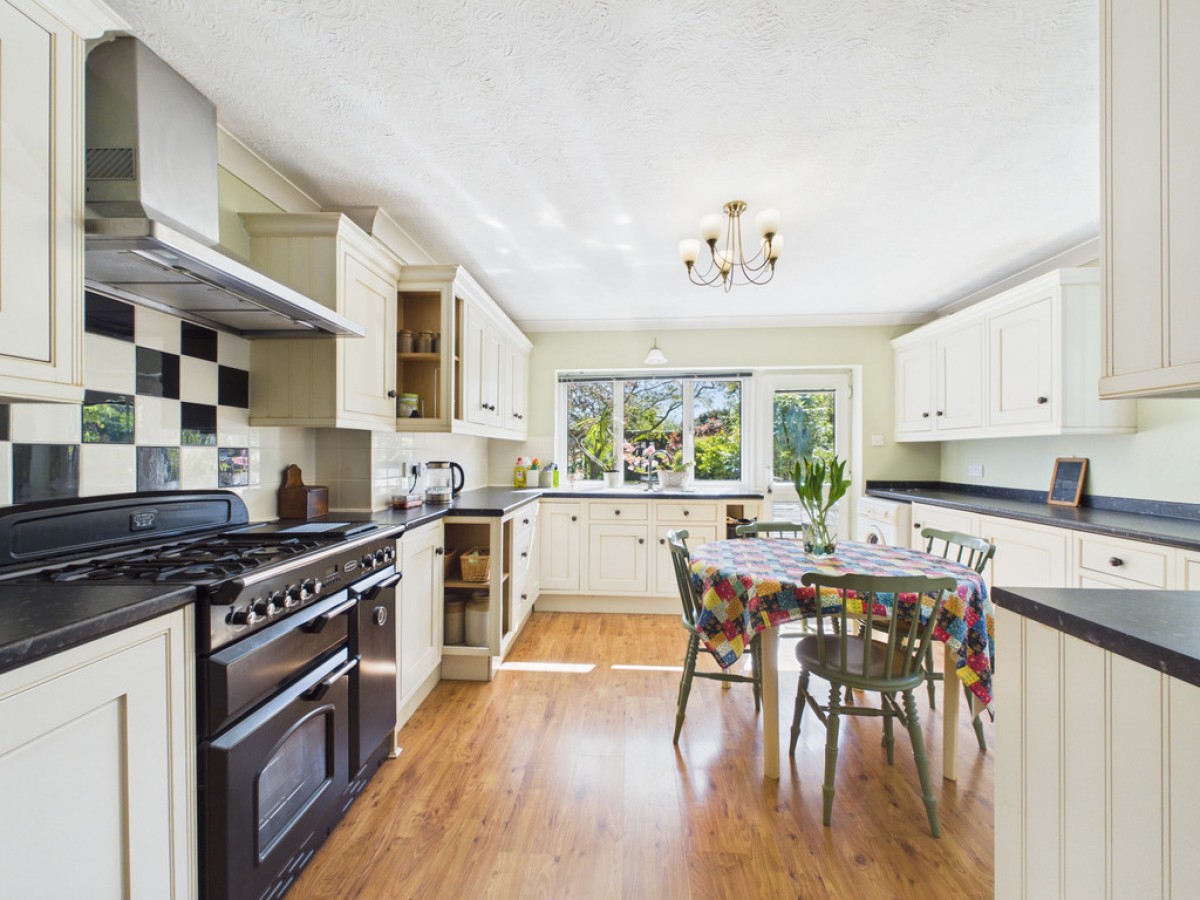 Purton Road, Horsham