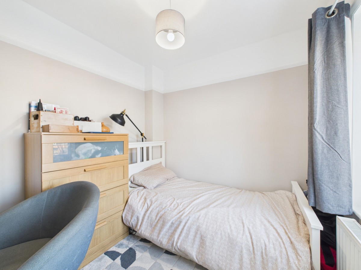 Bethune Road, Horsham