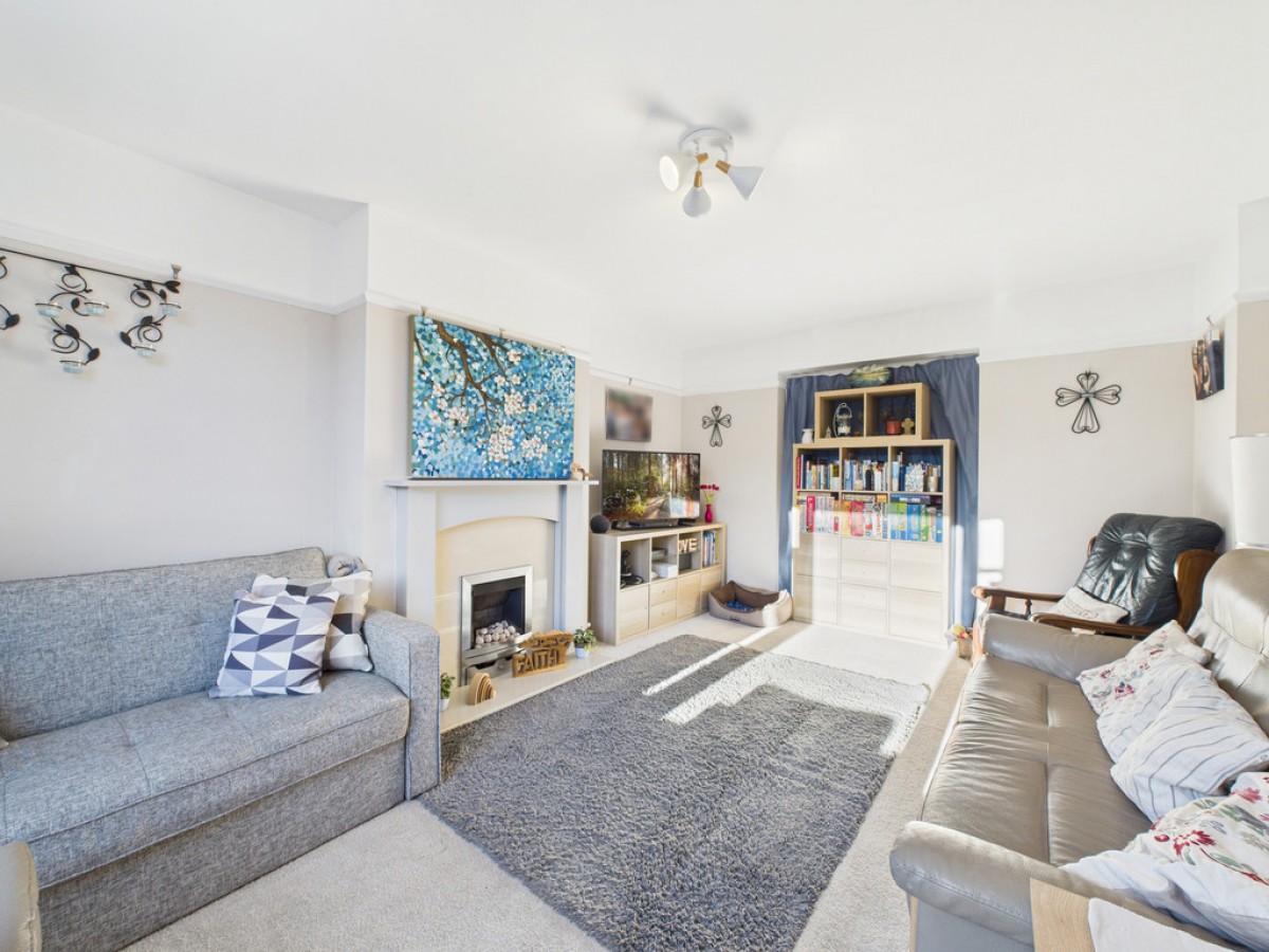 Bethune Road, Horsham