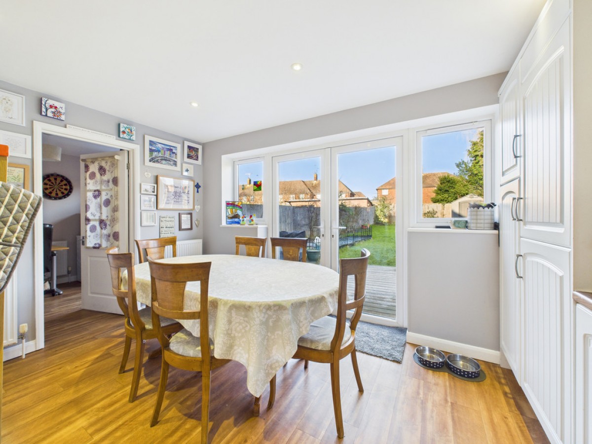 Bethune Road, Horsham