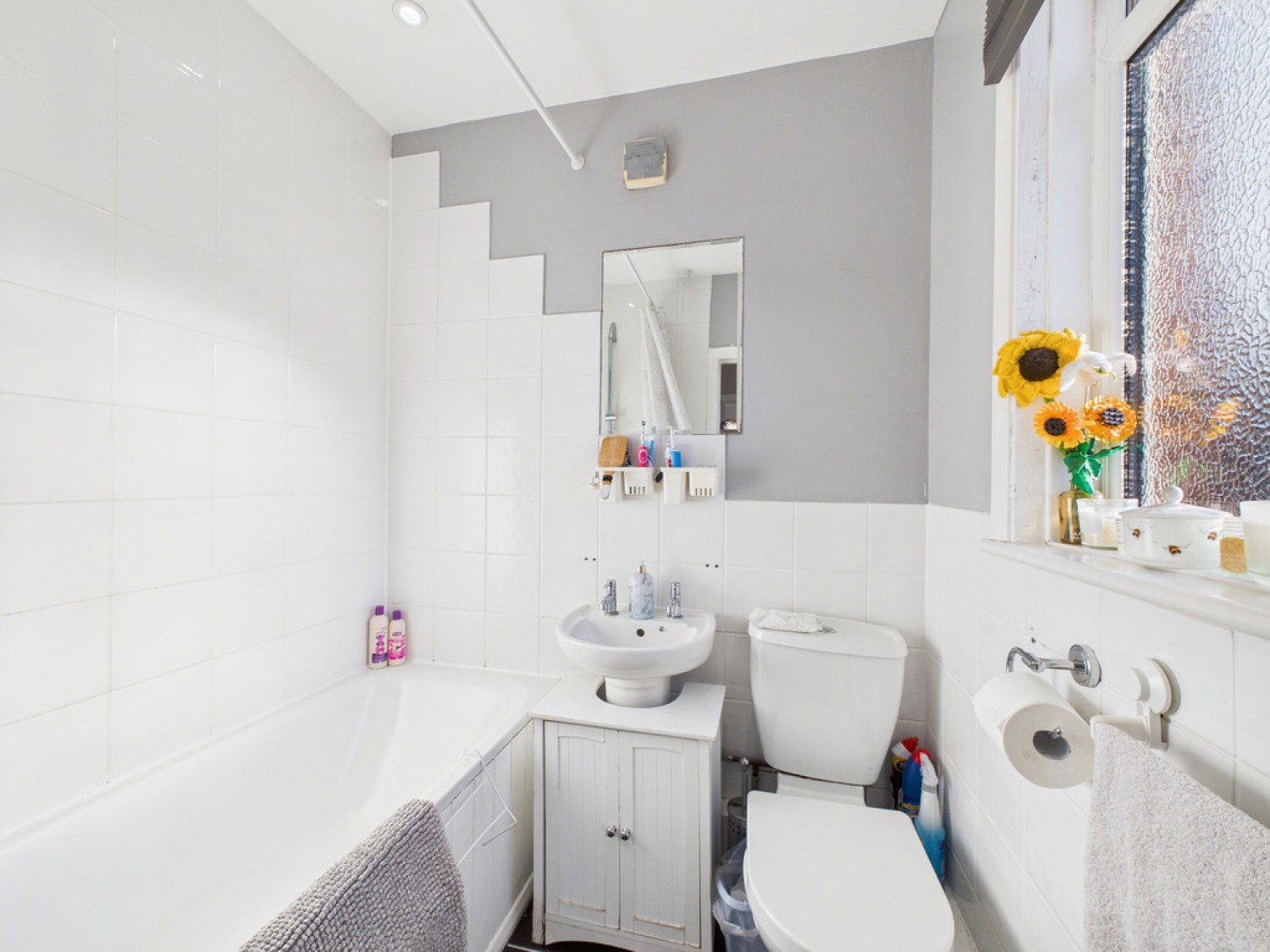 3 bedroom House in Bethune Road, Horsham