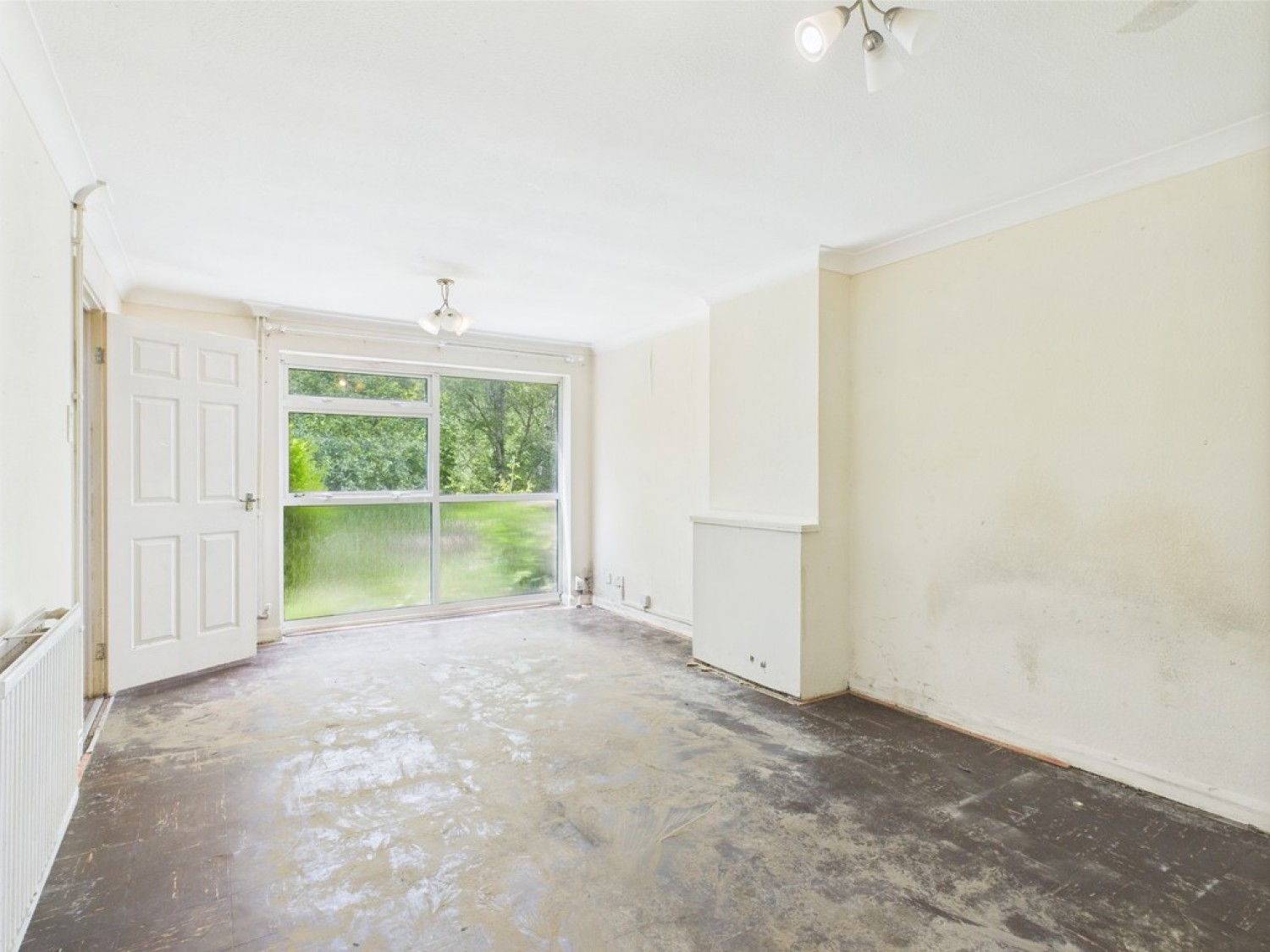 3 bedroom House in Seaford Road, Broadfield