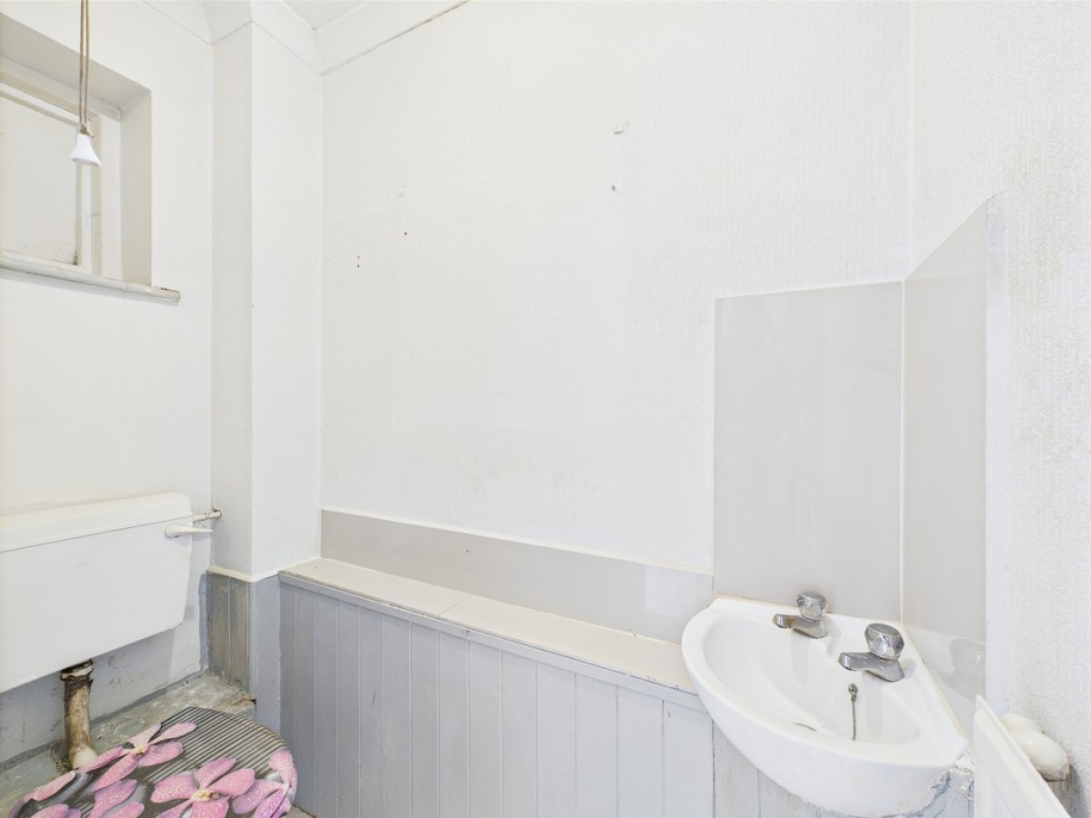 Seaford Road, Broadfield