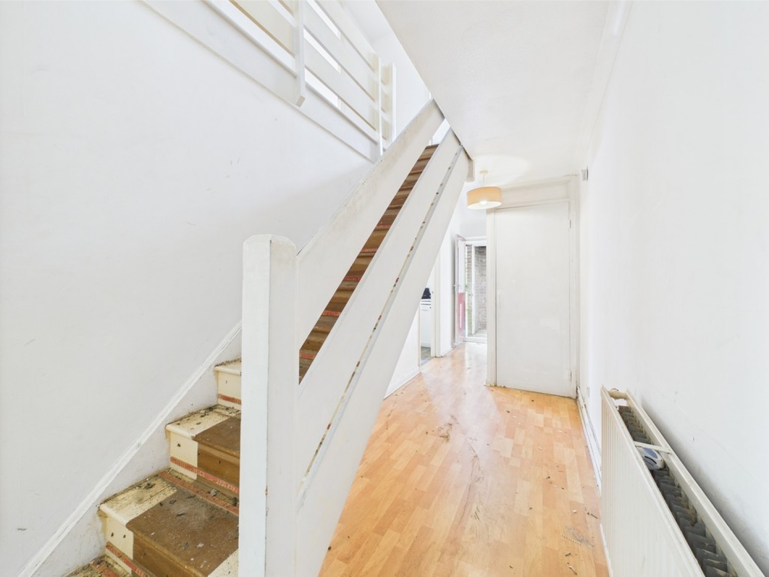 3 bedroom House in Seaford Road, Broadfield