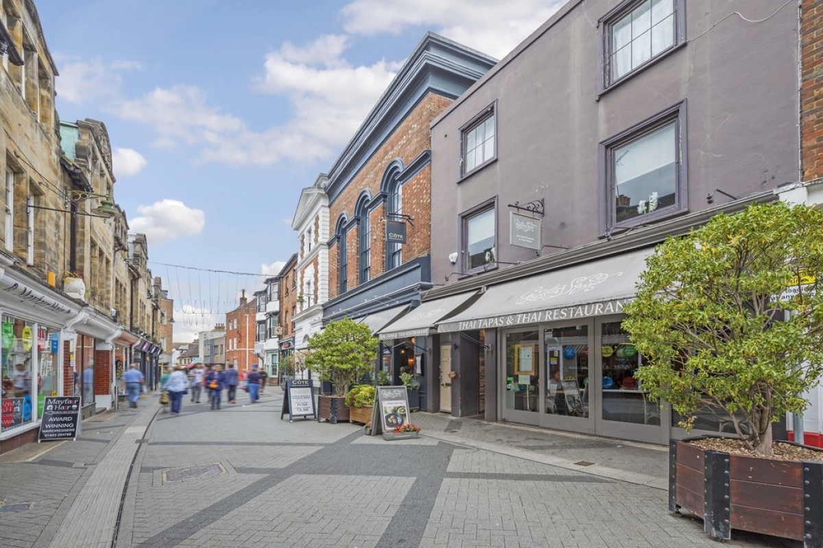 Wimblehurst Road, Horsham