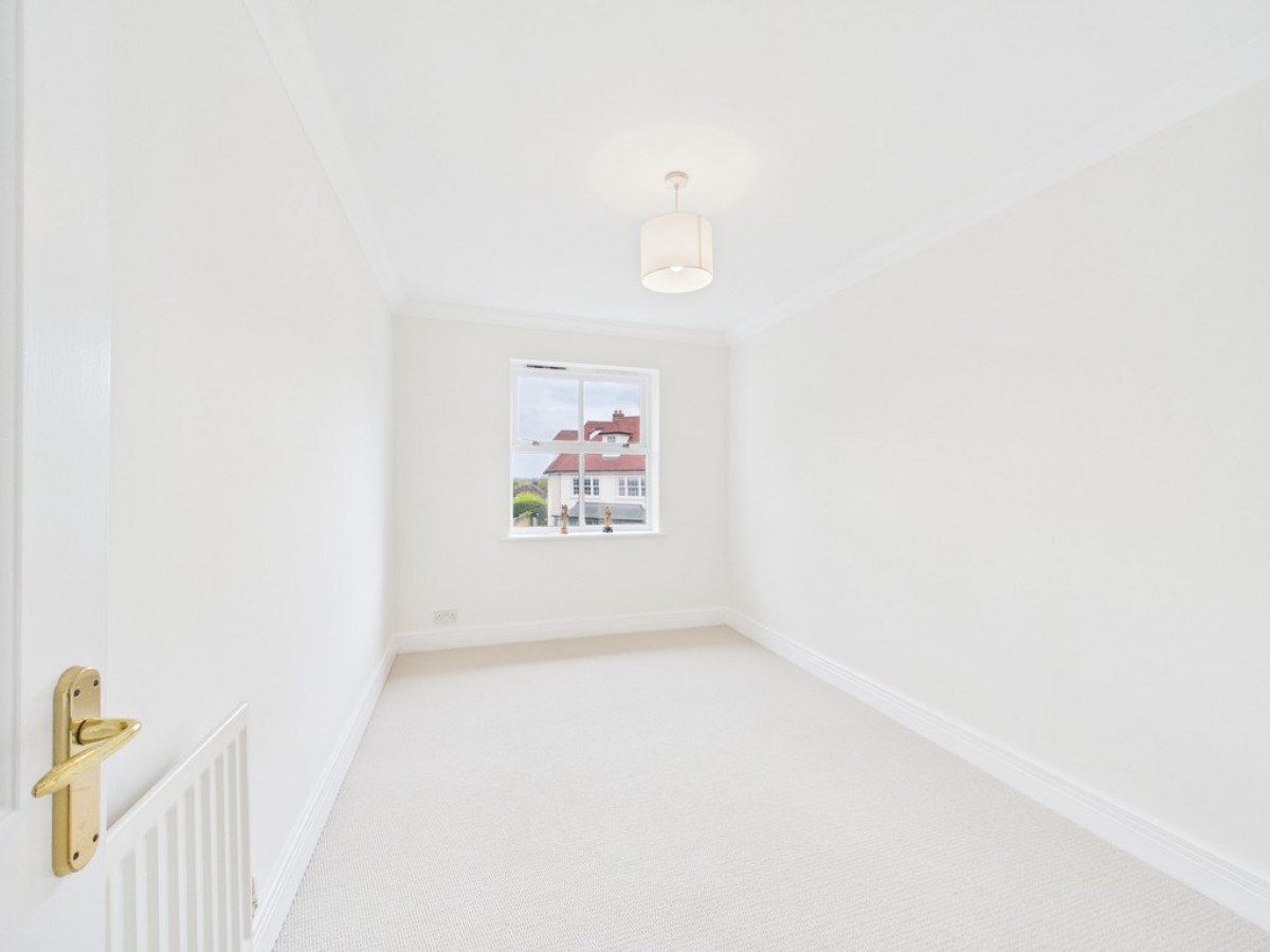 Wimblehurst Road, Horsham