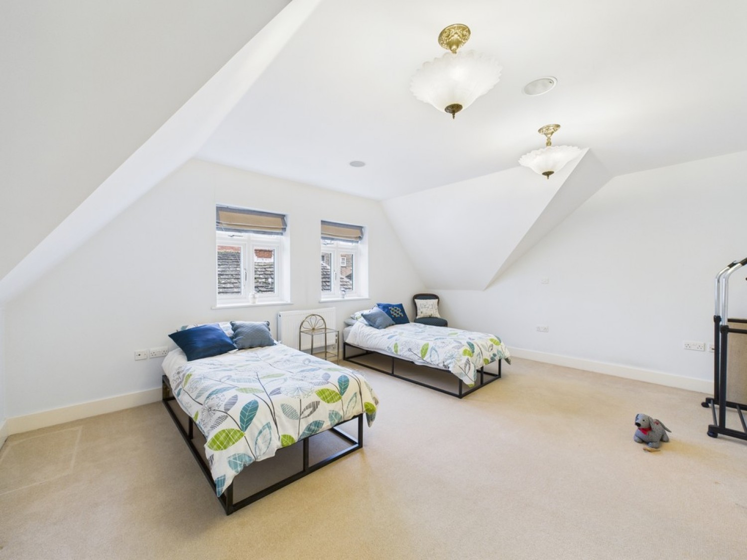 Black Horse Way, Horsham