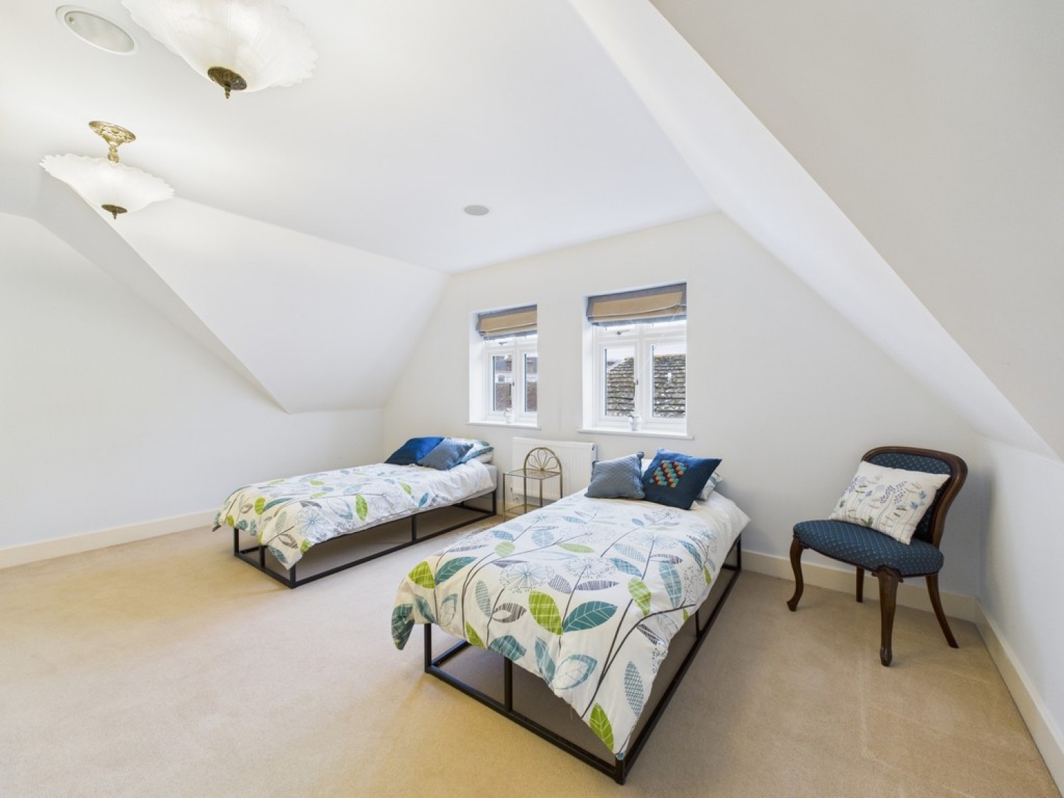 Black Horse Way, Horsham