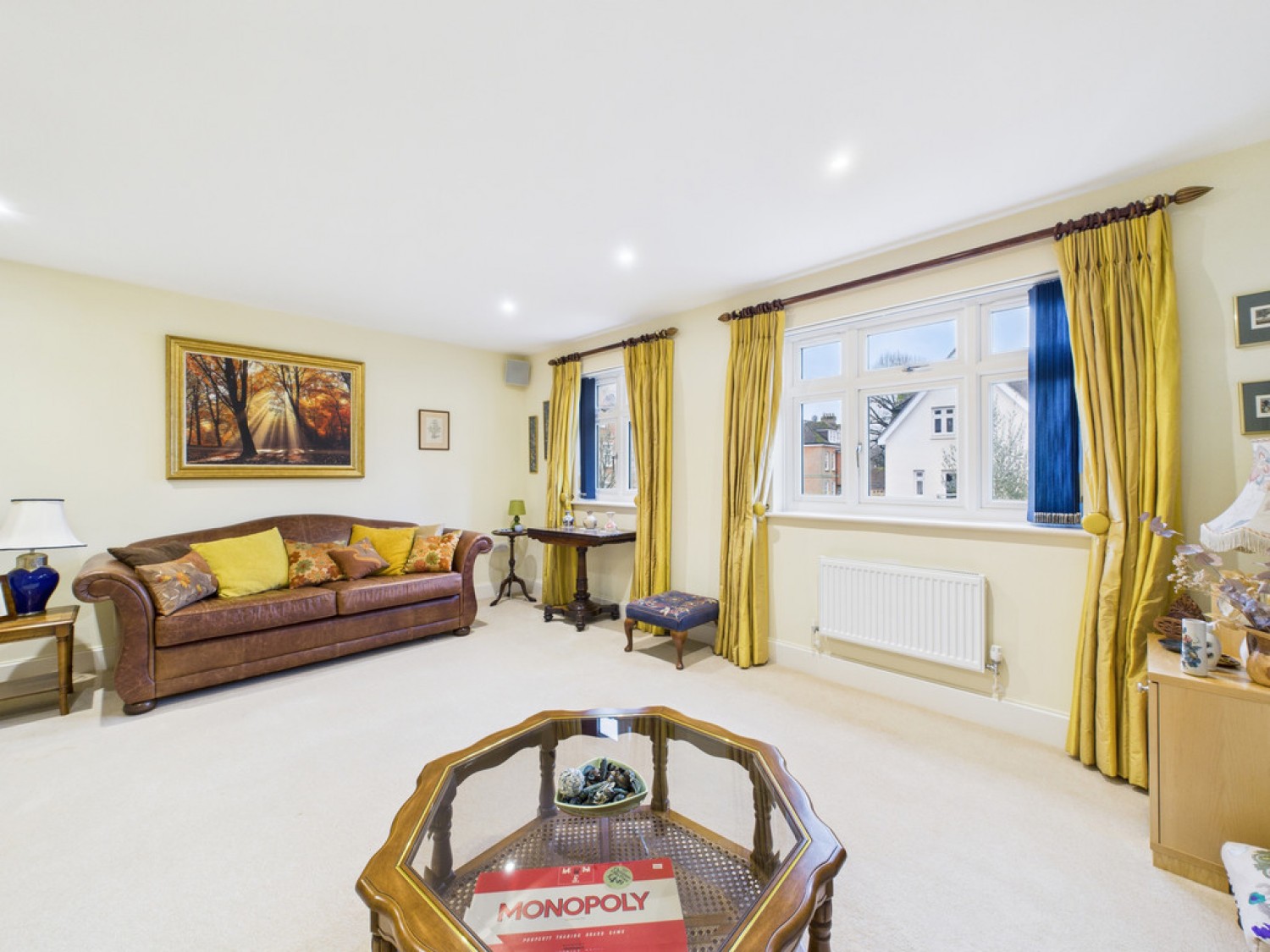 Black Horse Way, Horsham