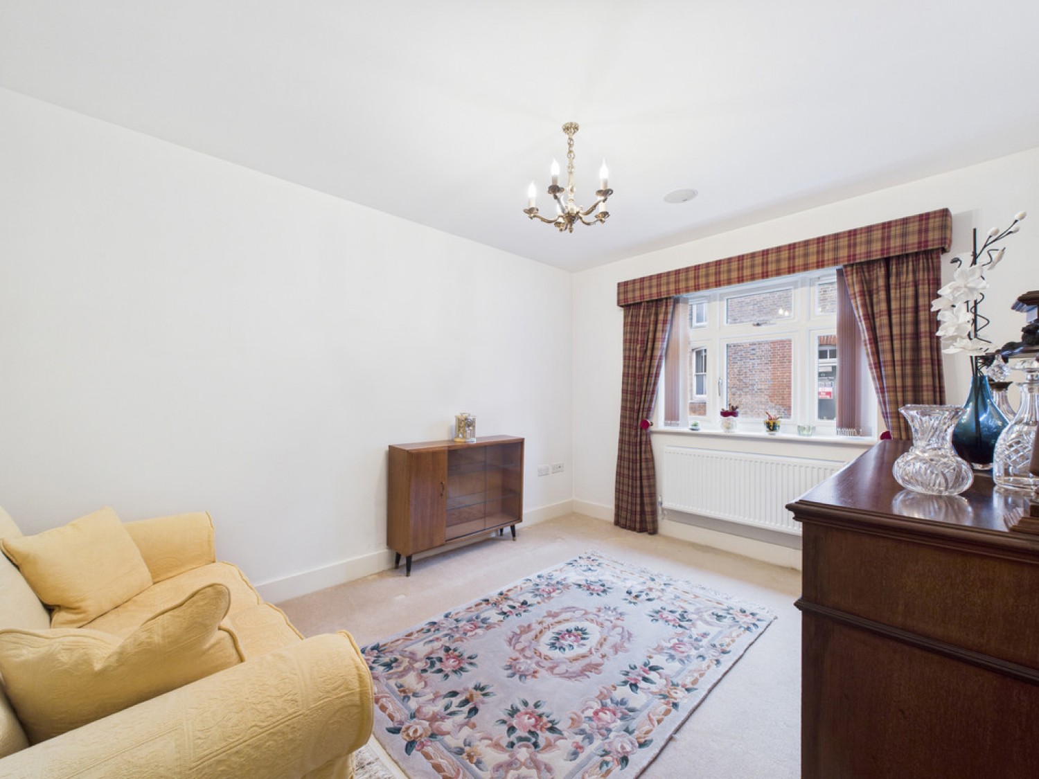 Black Horse Way, Horsham