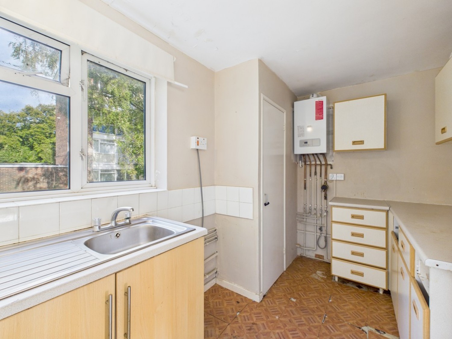 Gossops Green, Crawley