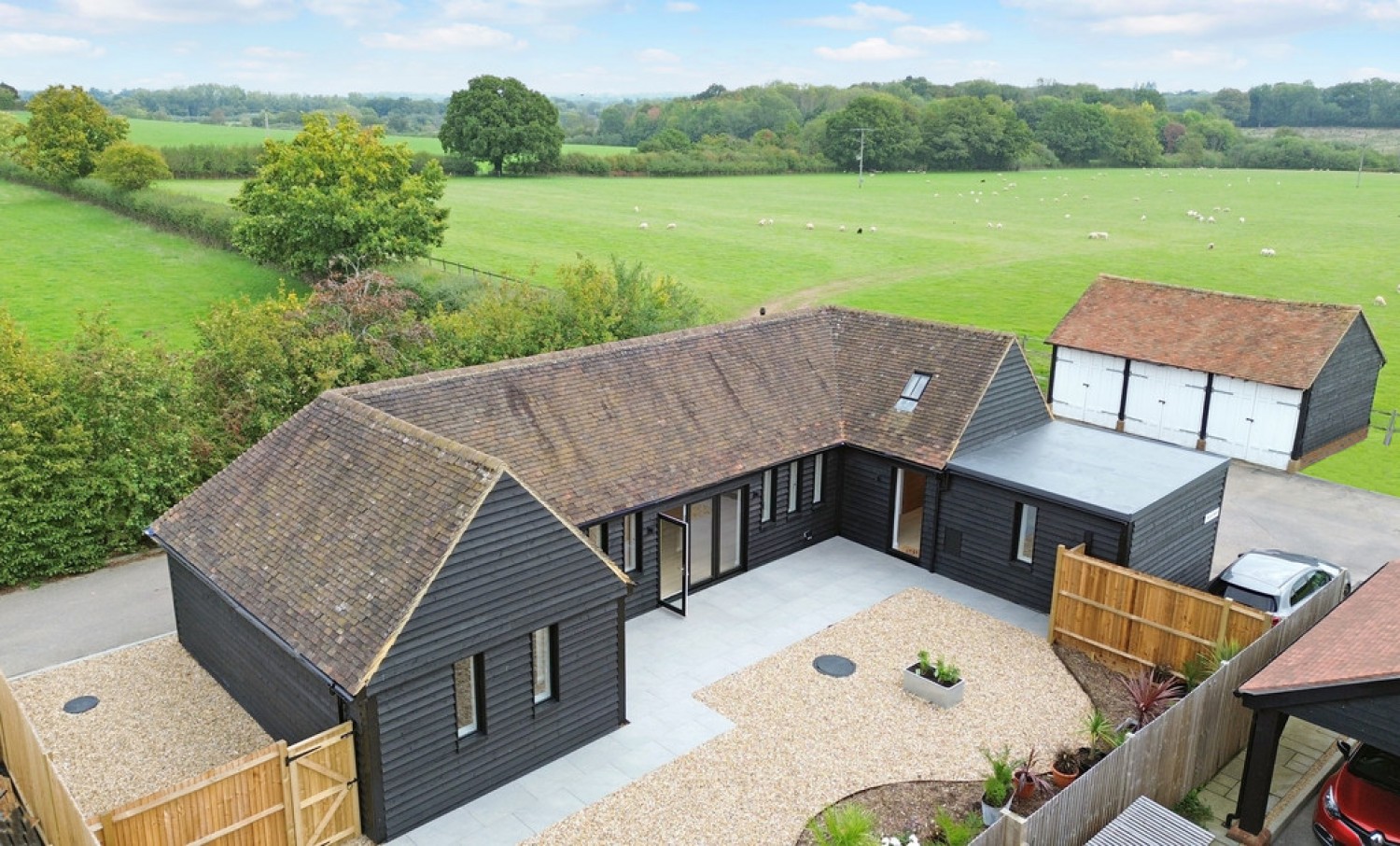 3 bedroom Bungalow for Sale Lyons Road, Slinfold