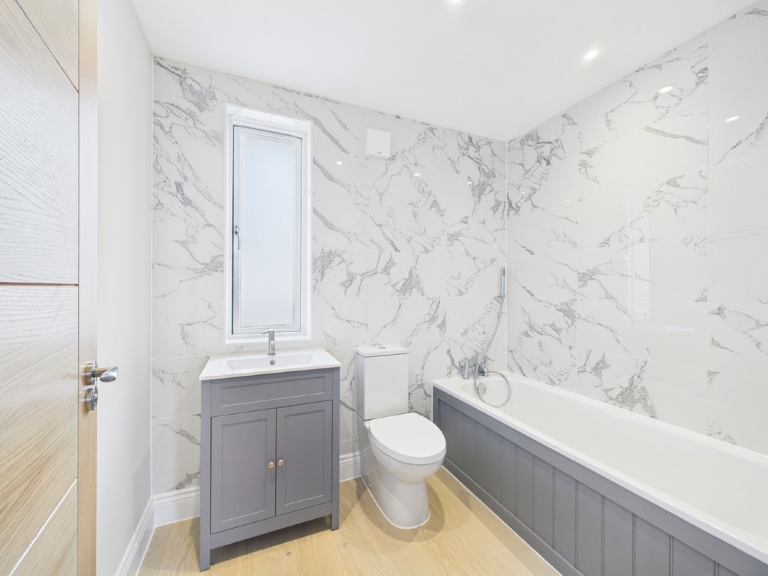 3 bedroom Bungalow for Sale Lyons Road, Slinfold