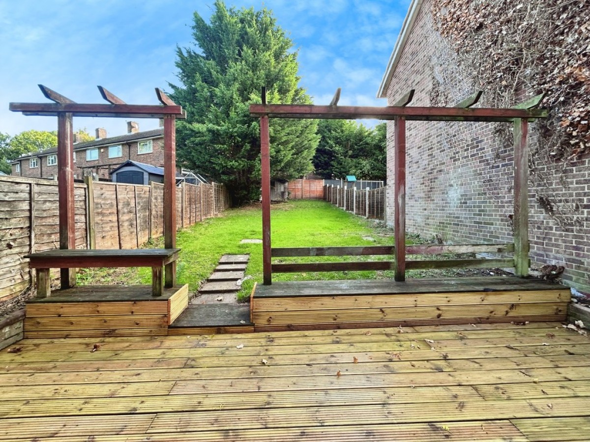 The Rise, Pound Hill, Crawley