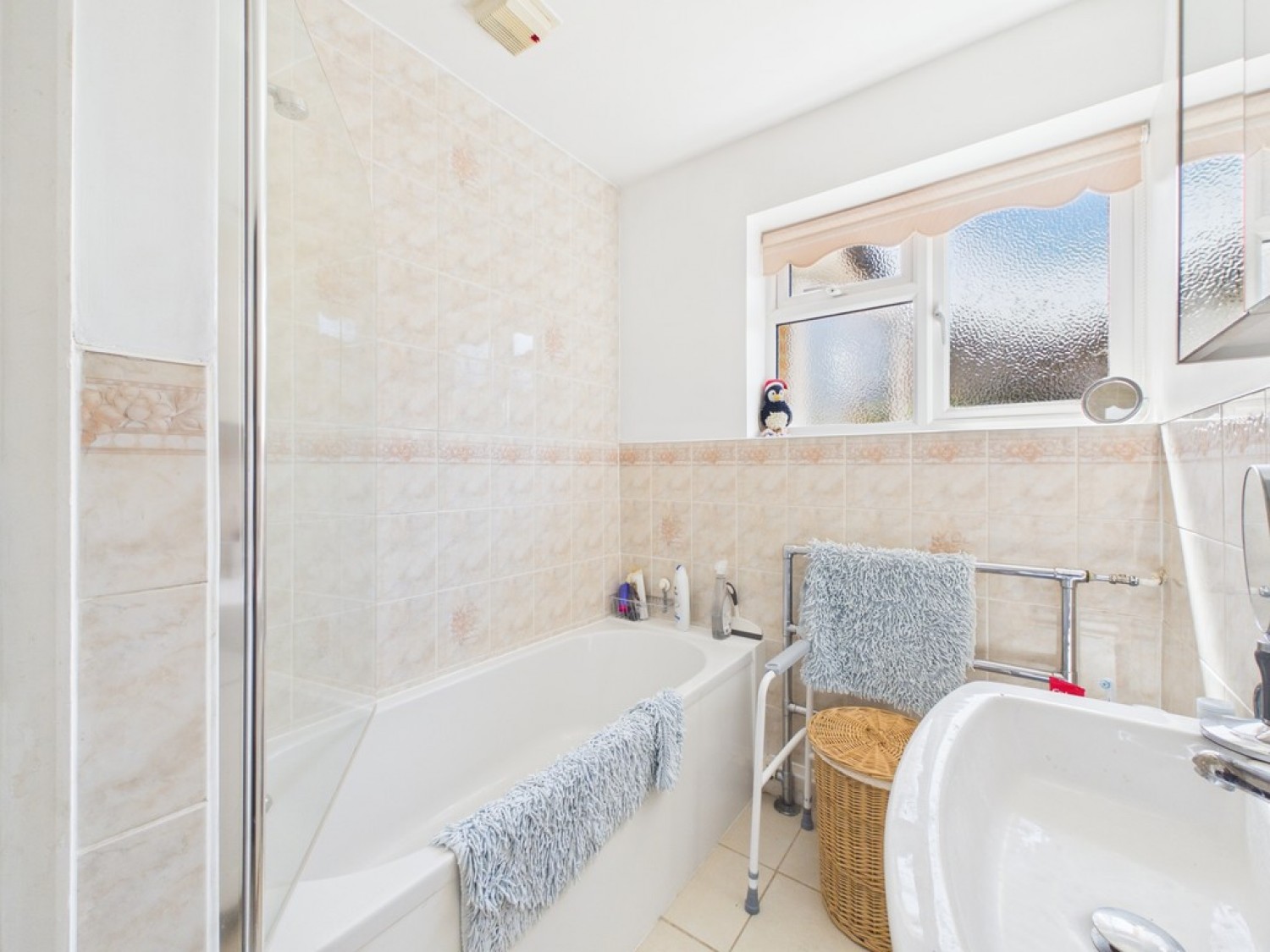 3 bedroom Bungalow for Sale Allen Road, Great Bookham, Leatherhead