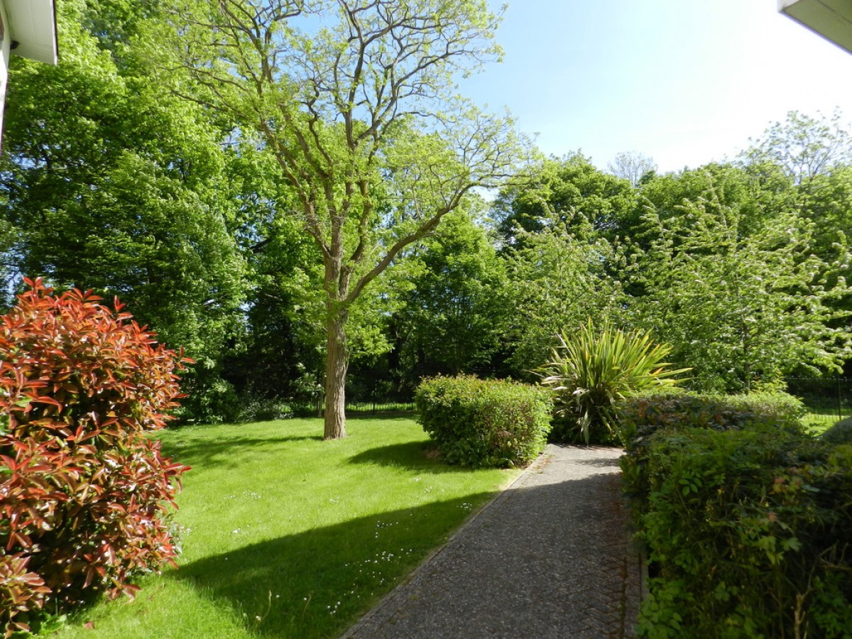 Copeland House, Broadfield