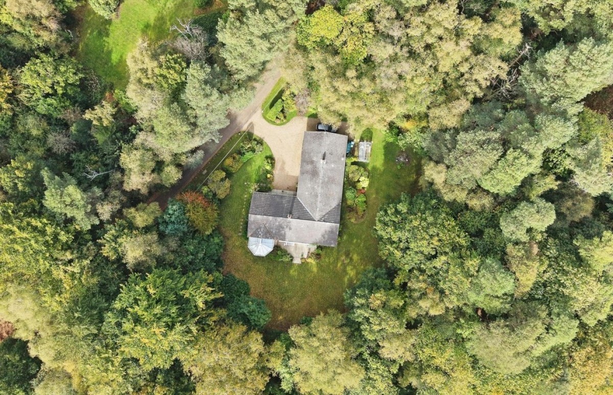 Handford Way, Lower Beeding, Horsham