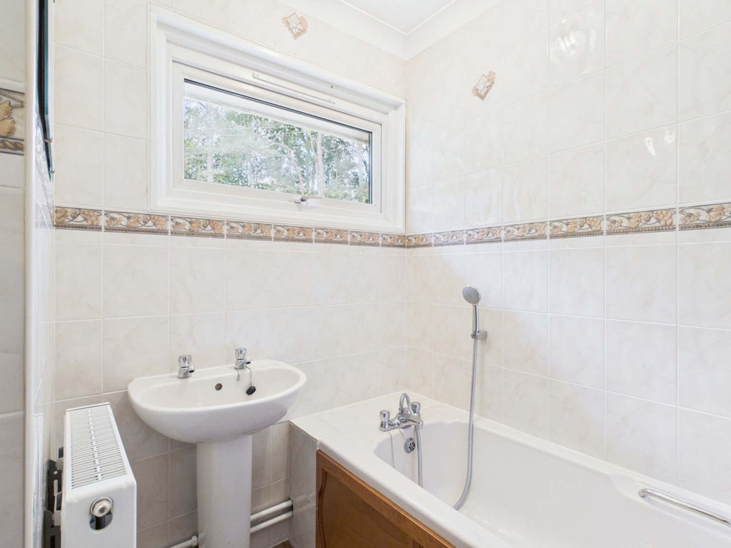 Handford Way, Lower Beeding, Horsham