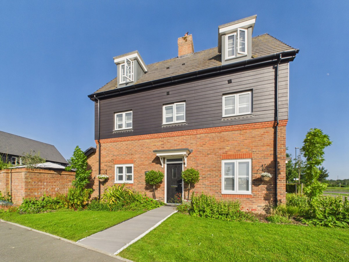 Oriel Road, Horsham