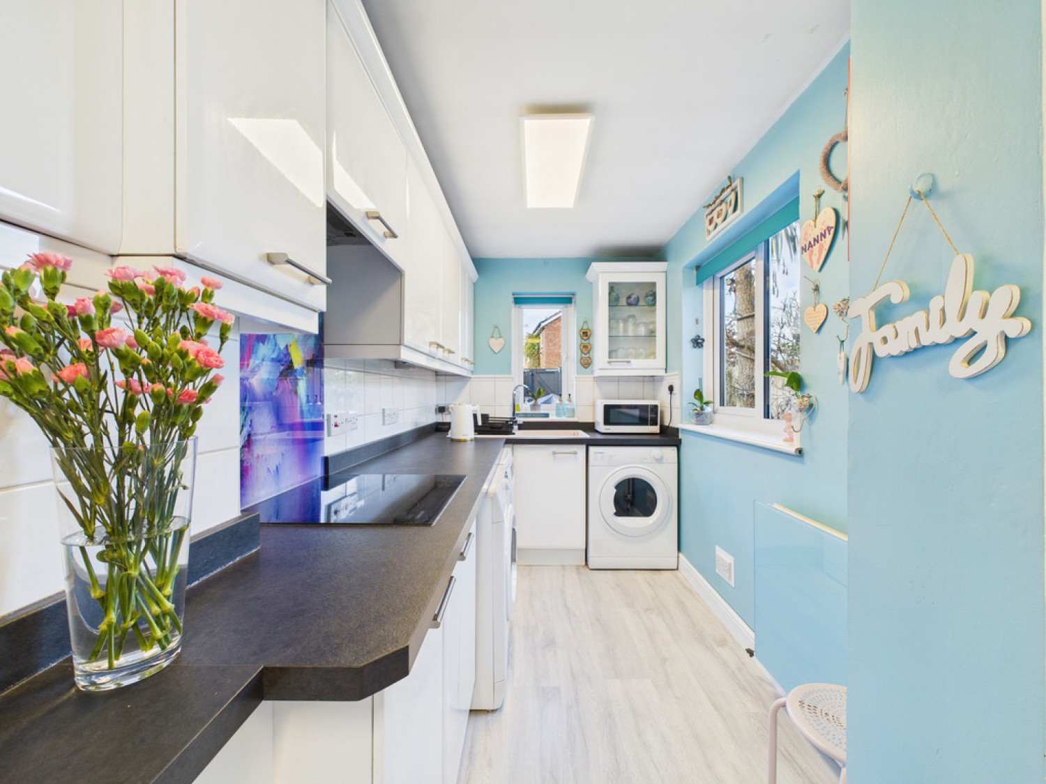 3 bedroom House for Sale Smugglers Way, Barns Green