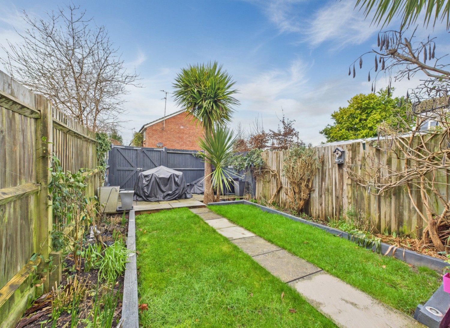 3 bedroom House for Sale Smugglers Way, Barns Green