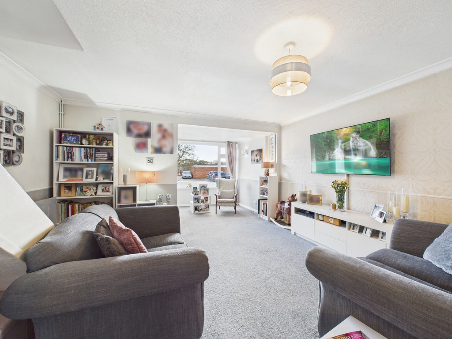 3 bedroom House for Sale Smugglers Way, Barns Green