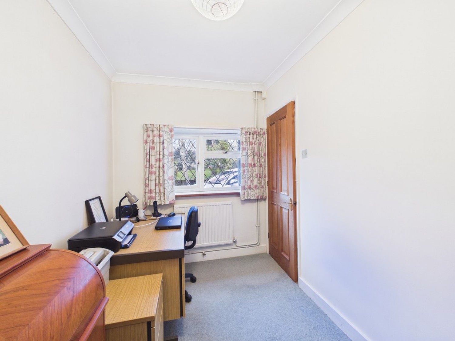 4 bedroom Bungalow in Park Way, Pound Hill, Crawley