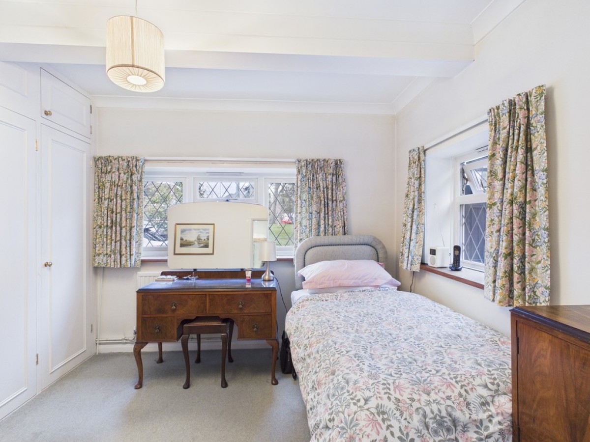 Park Way, Pound Hill, Crawley