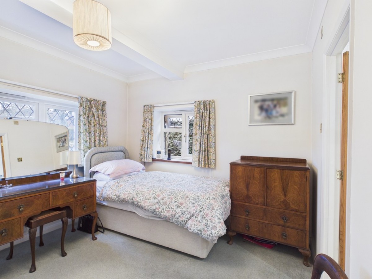 Park Way, Pound Hill, Crawley