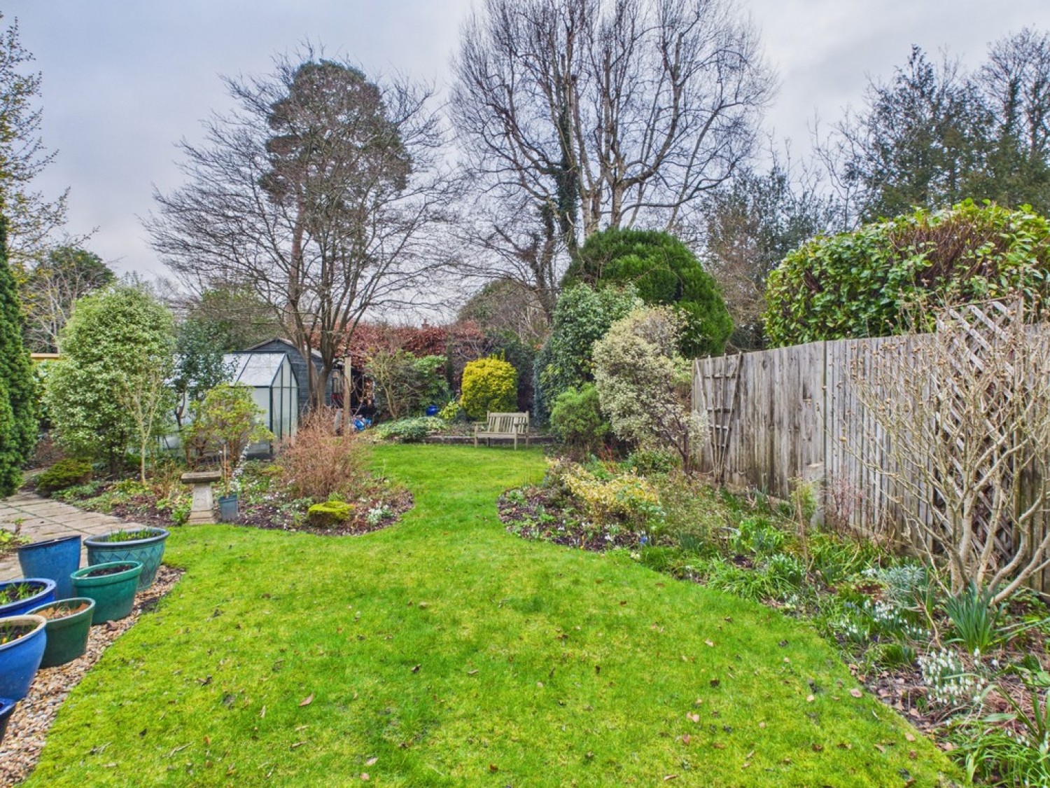 4 bedroom Bungalow in Park Way, Pound Hill, Crawley