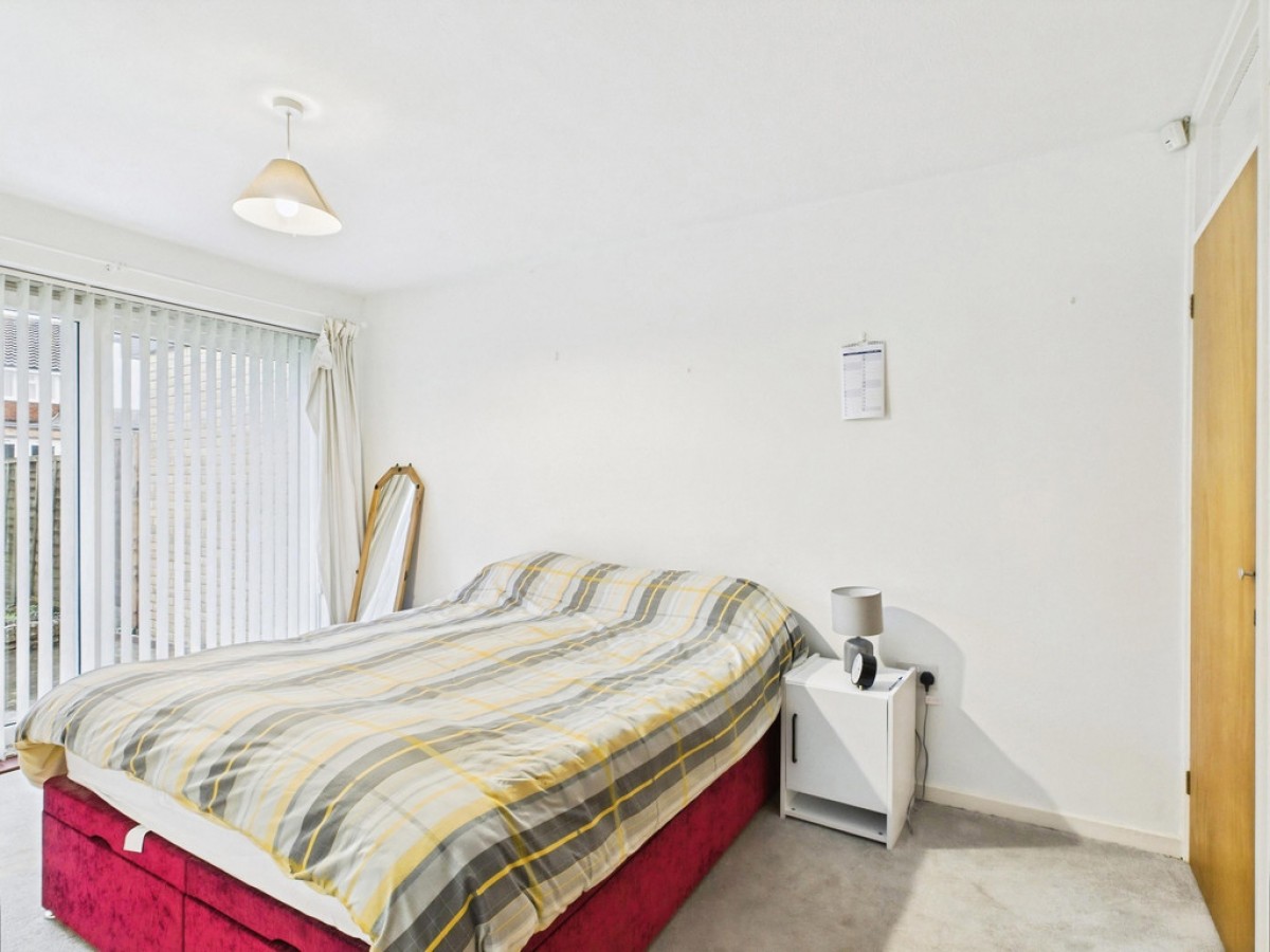 Amberley Close, Horsham