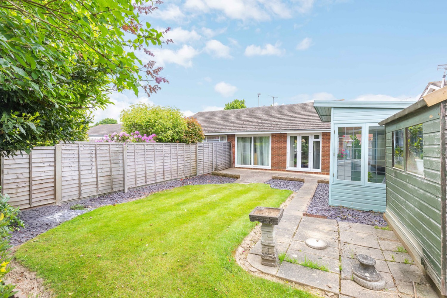 2 bedroom Bungalow for Sale Amberley Close, Horsham