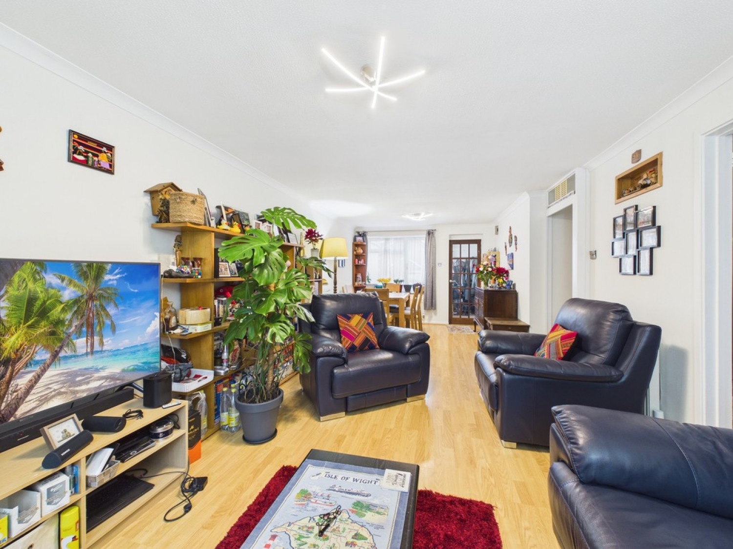 3 bedroom House for Sale Finians Field , Barns Green