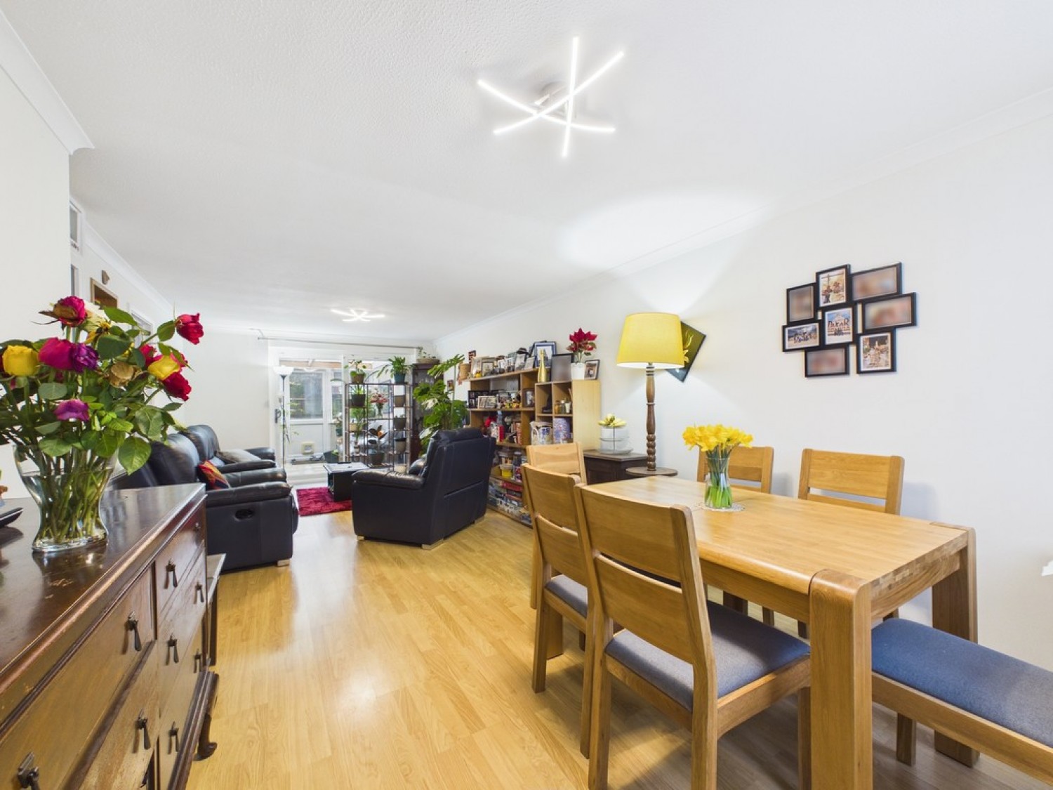 3 bedroom House for Sale Finians Field , Barns Green